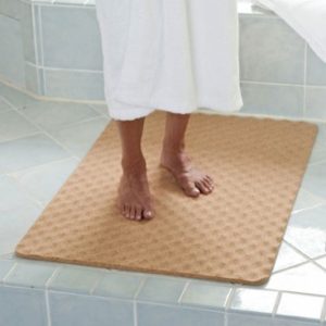 safe, slip-resistant mat for bathroom