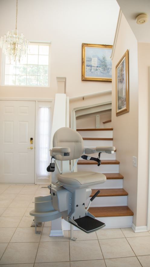 curved stair lift installed in home in Bartlett, IL by Lifeway Mobility